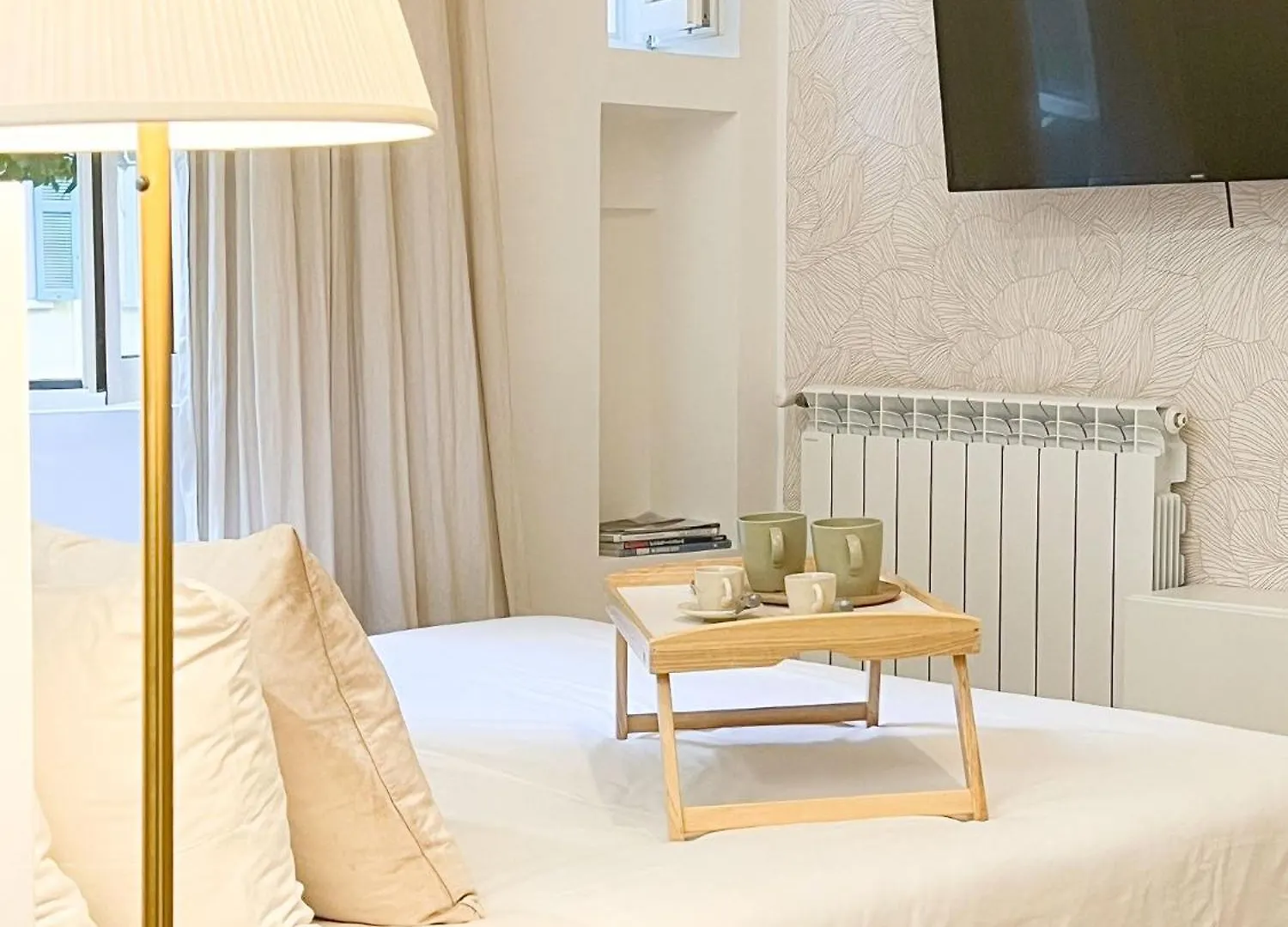 Divini Gae Aulenti Apartment Milan