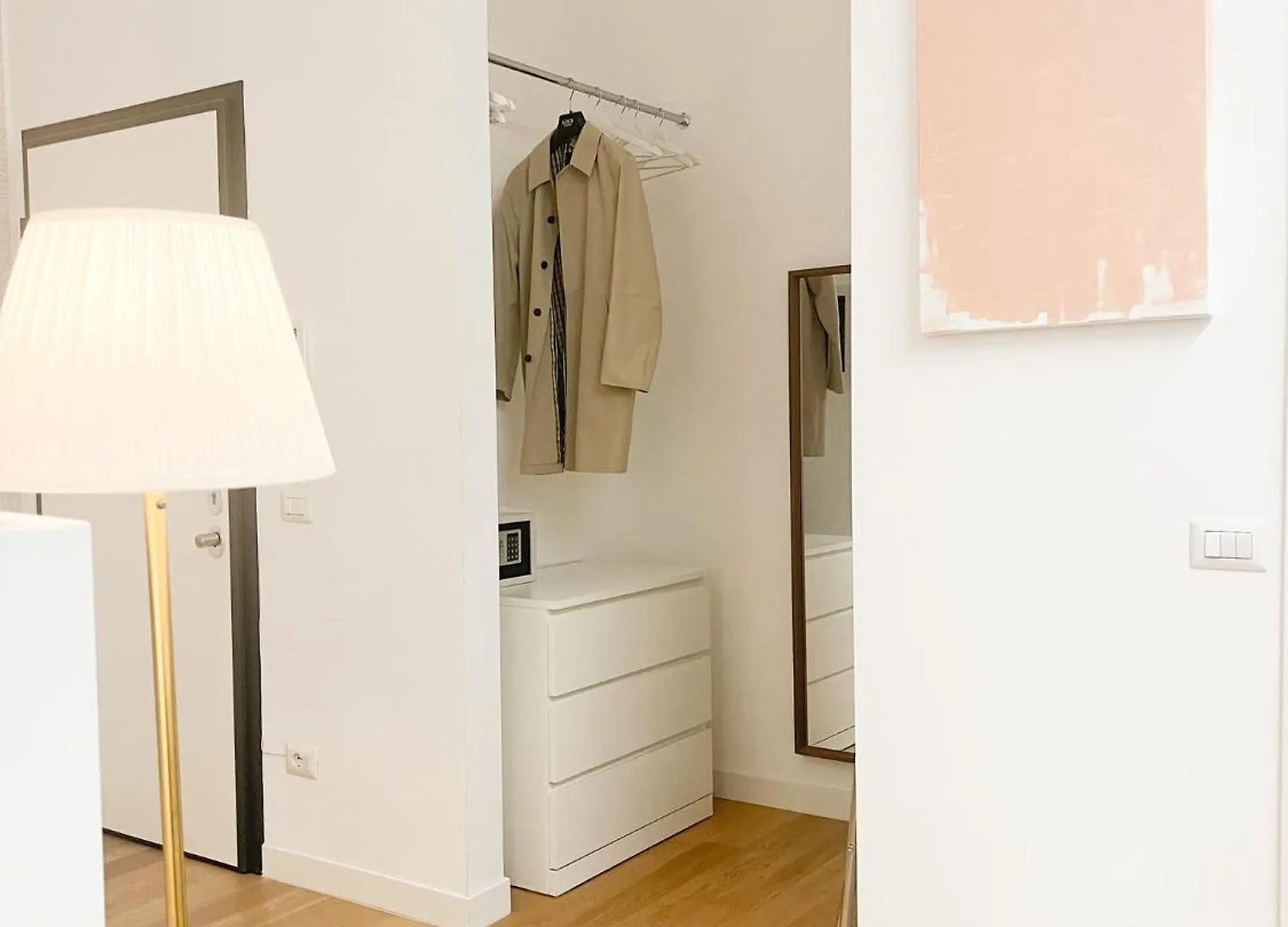 Divini Gae Aulenti Apartment Milan