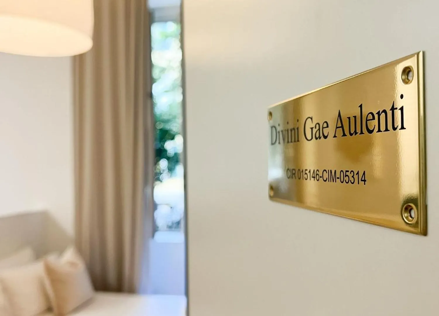 Divini Gae Aulenti Apartment Milan